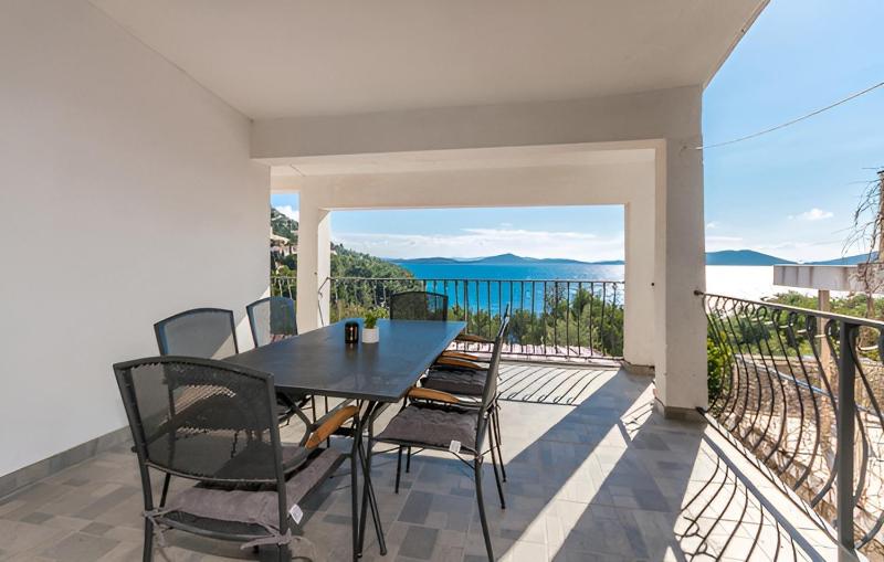 Apartments by the sea Drage Biograd - 22187 - image 6