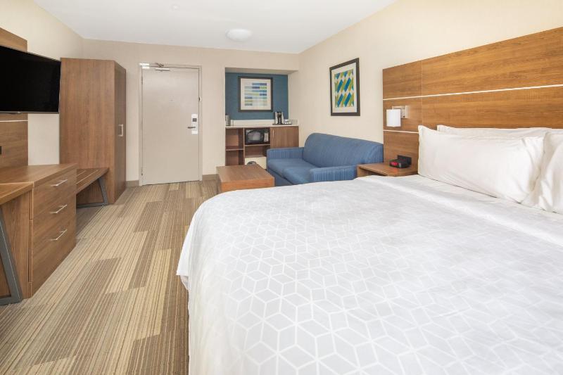 King Suite image 2