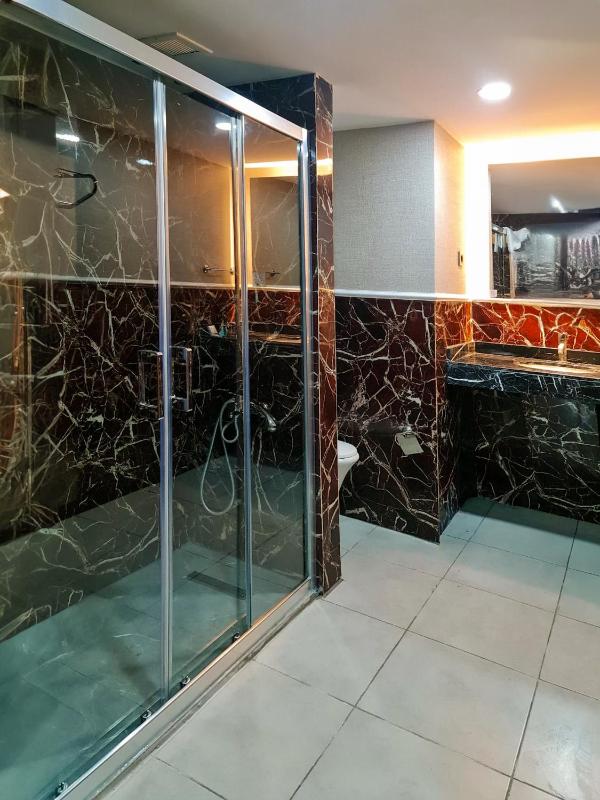 Junior Suite image 1