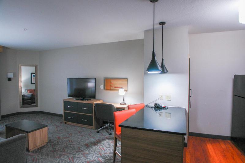 One-Bedroom King Suite - Non-Smoking image 2