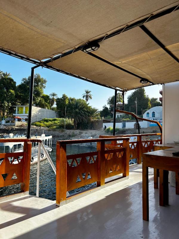 Houseboat Hotel and Nile Cruises Zainoba - image 6