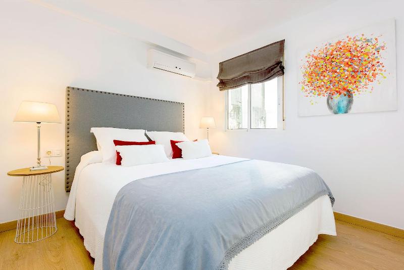 Genteel Home Giralda - image 6