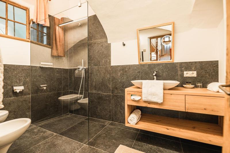 One-Bedroom Apartment (2 Adults) image 2