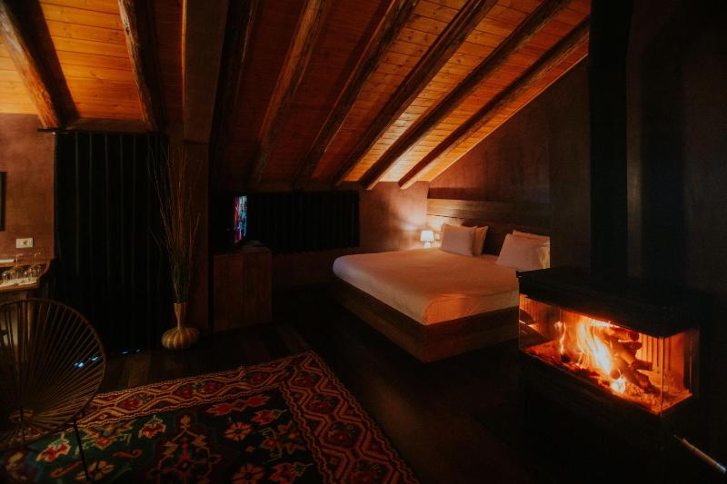 Executive Suite image 2