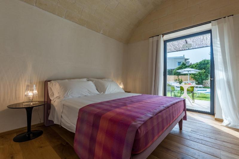 Deluxe Room image 1