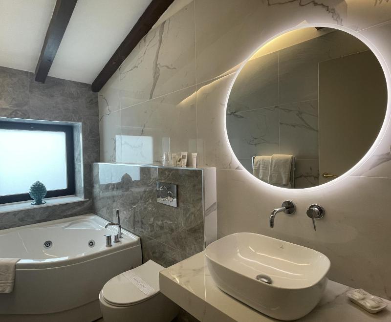 Suite image 3