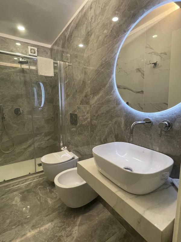 Suite image 2