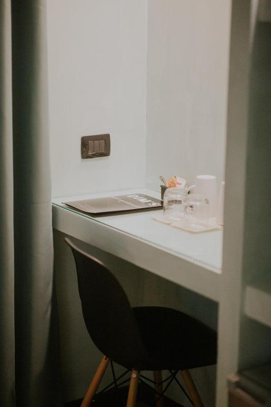 Standard Double Room image 2