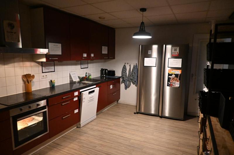 Bed in 12-Bed Mixed Dormitory Room image 3
