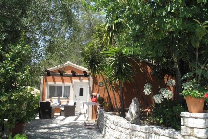 Nikatsas Cottage No 1 - image 17