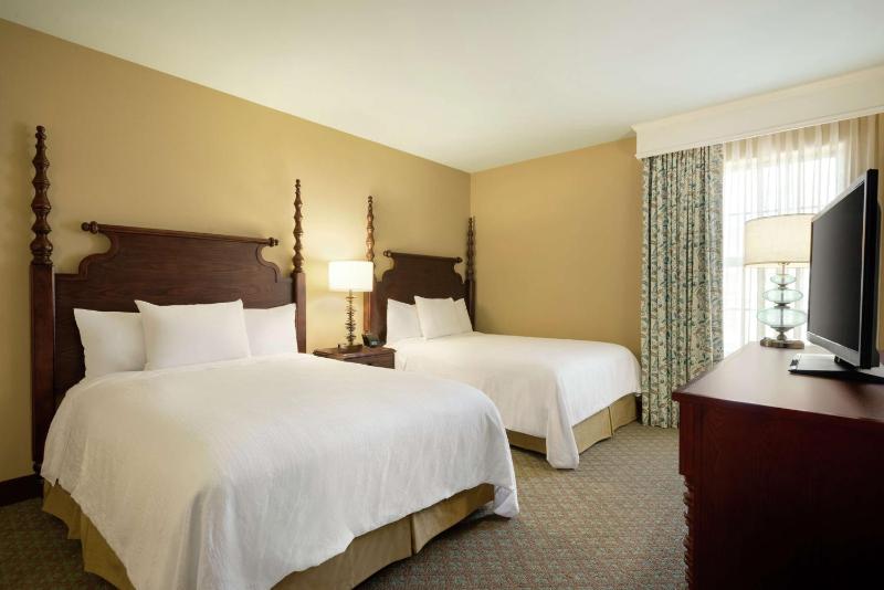 Two-Room Suite with Two Queen Beds - Mobility Access image 4