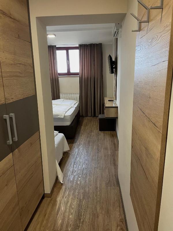 Triple Room image 1