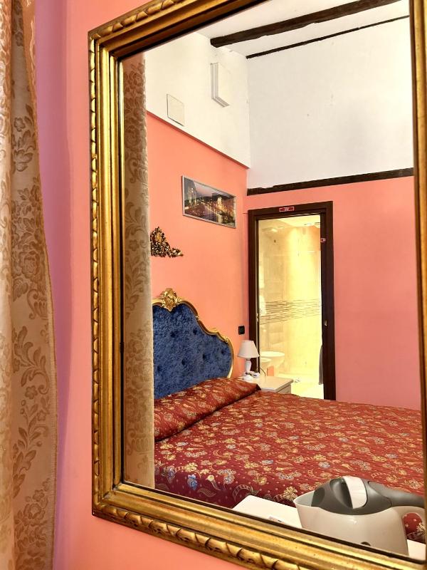 Comfort Triple Room image 3