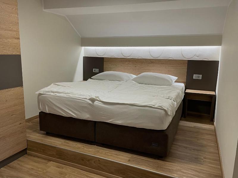 Family Room image 1