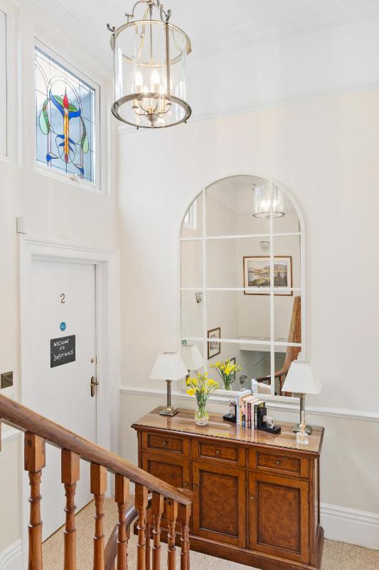 Kingston House - image 12