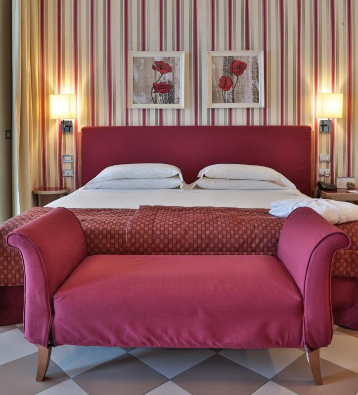 Executive Double Room image 3