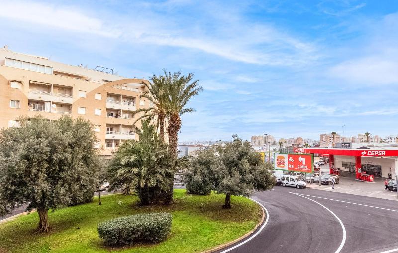 Cozy Apartment In Torrevieja With Swimming Pool - image 13