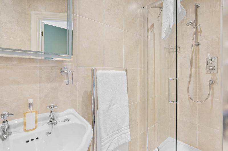 Superior Double Room image 2