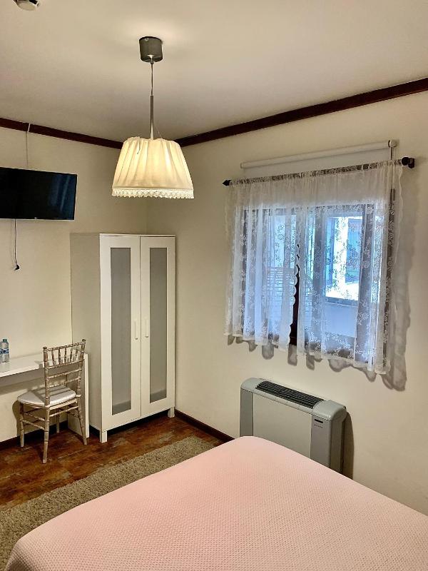 Standard Double Room image 2