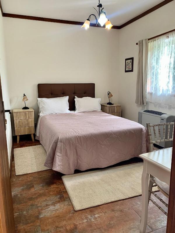 Standard Double Room image 1