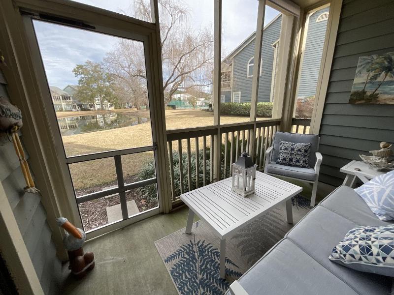 3C Canterbury Court - image 3