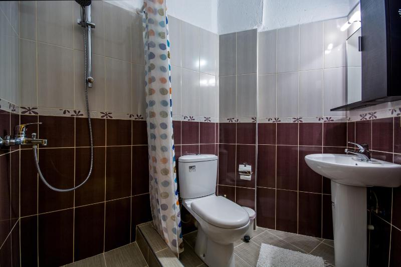 Double Room - Ground Floor image 4