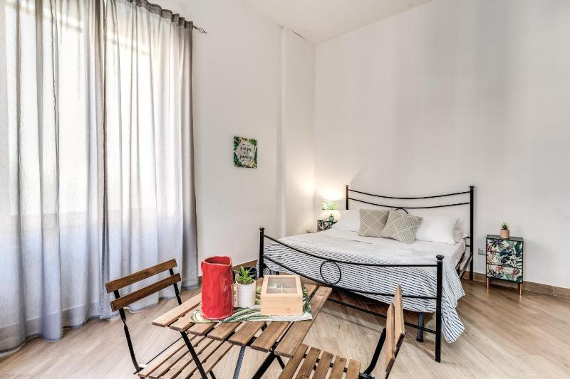 Double Room image 1