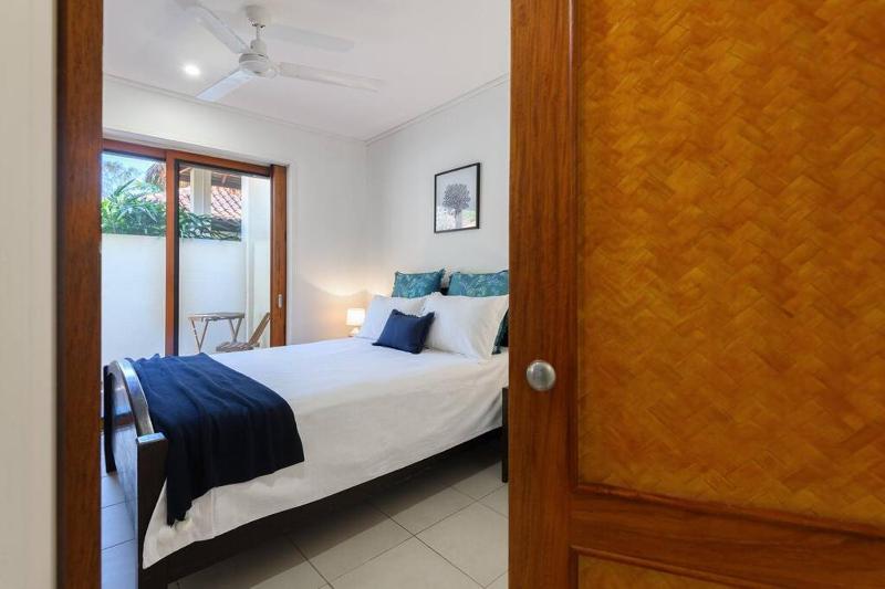 Surya Villa 2 - On Four Mile Beach - image 35