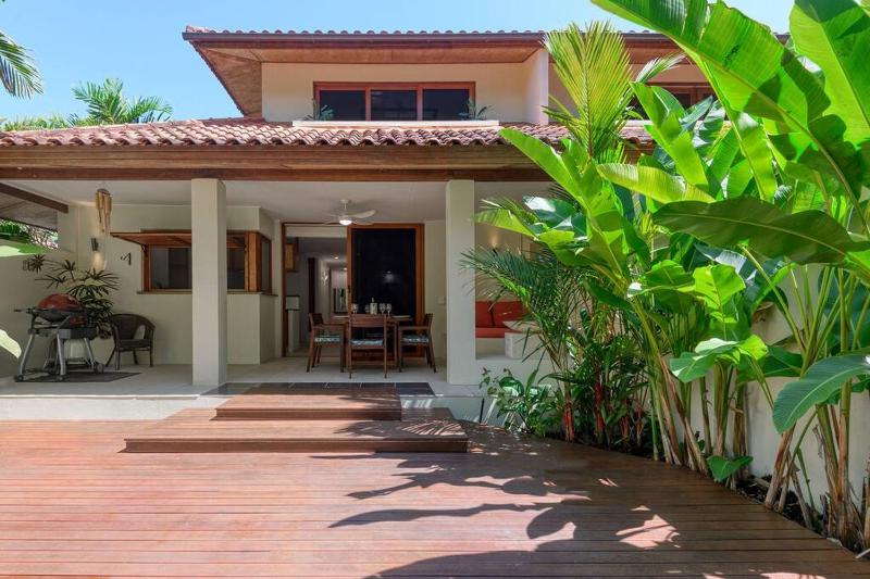 Surya Villa 2 - On Four Mile Beach - image 3