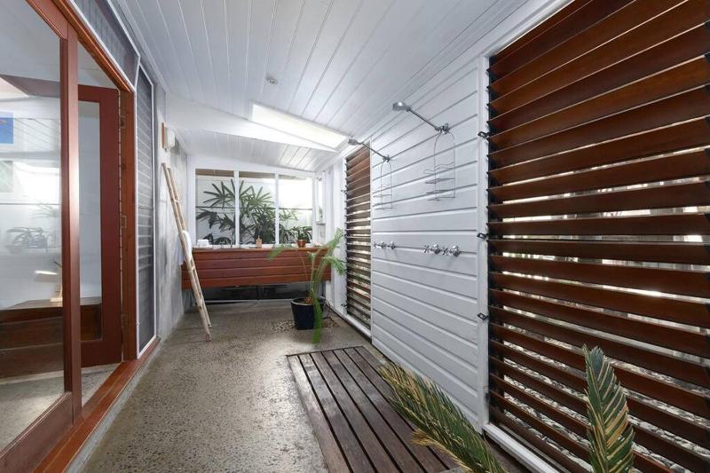 10 Sand Street - 3 Bedroom Beachhouse - image 8