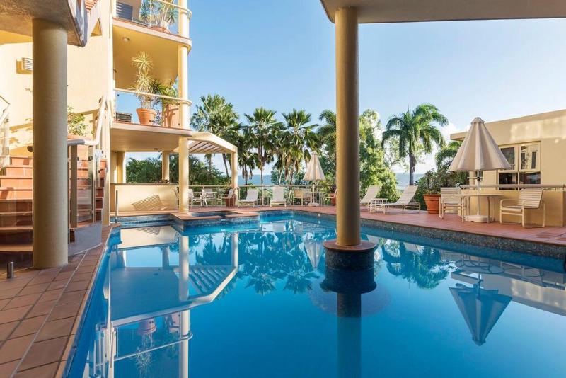 Hill Apartment No.6 - Stunning Coral Sea Views - image 6