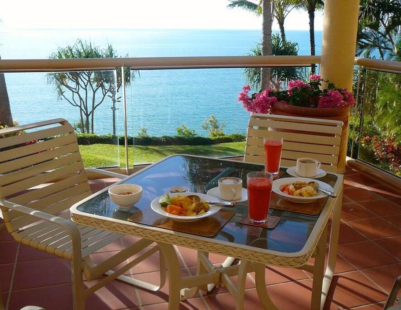 Hill Apartment No.6 - Stunning Coral Sea Views - image 19