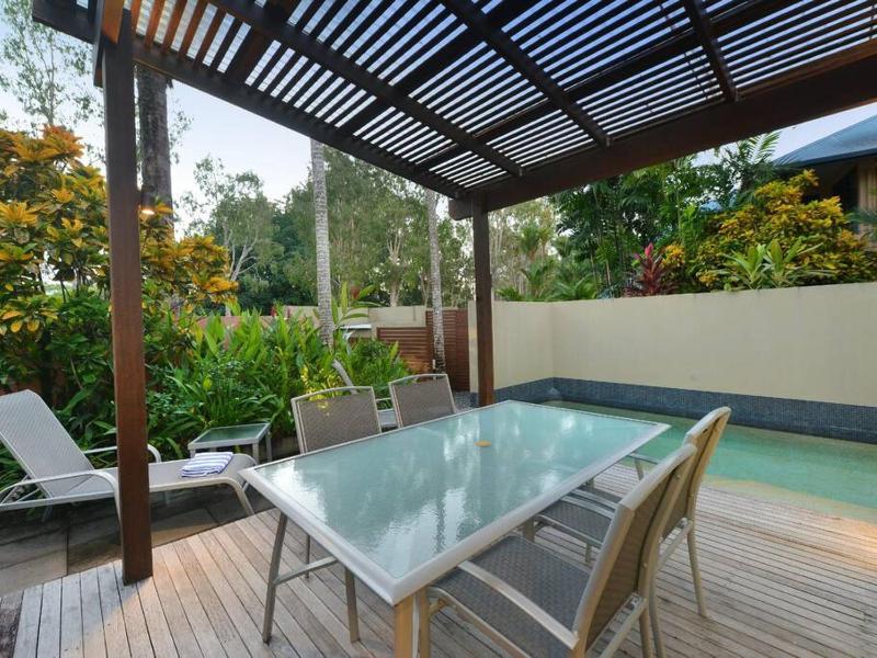 Cassowary Villa 1 - Short Walk to Beach and Town - image 5