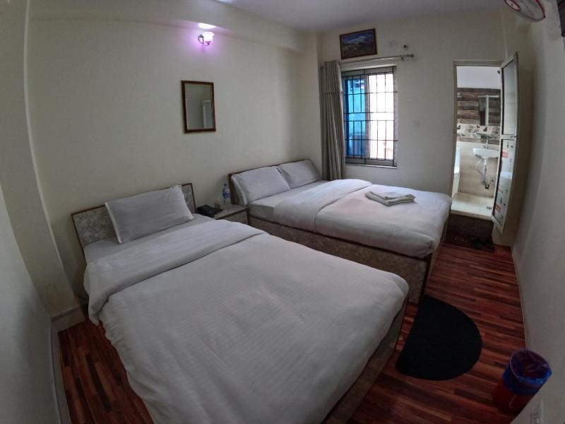 Hotel Global Village - image 9