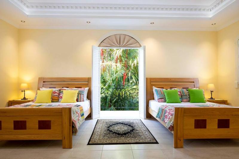 Barbados in the Tropics - 5 Bedroom Luxury Home - image 14