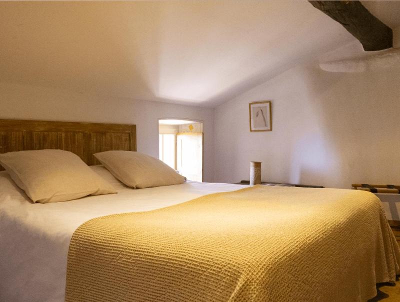 Double Room with Sea View image 4