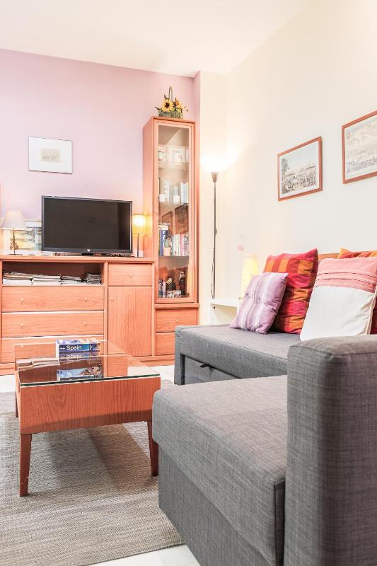 San jacinto Triana Best Location Apartment Sevilla - image 2