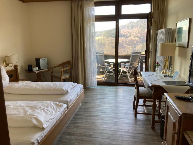 Double Room image 1