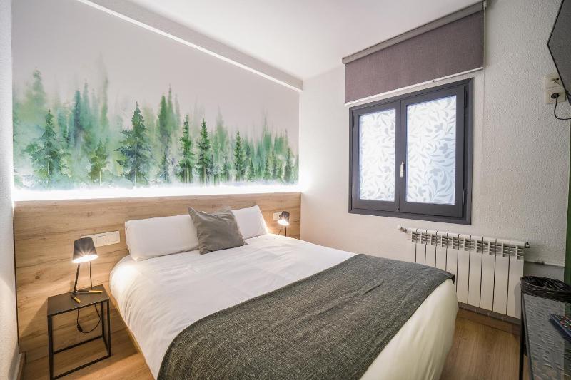 Budget Double Room image 1