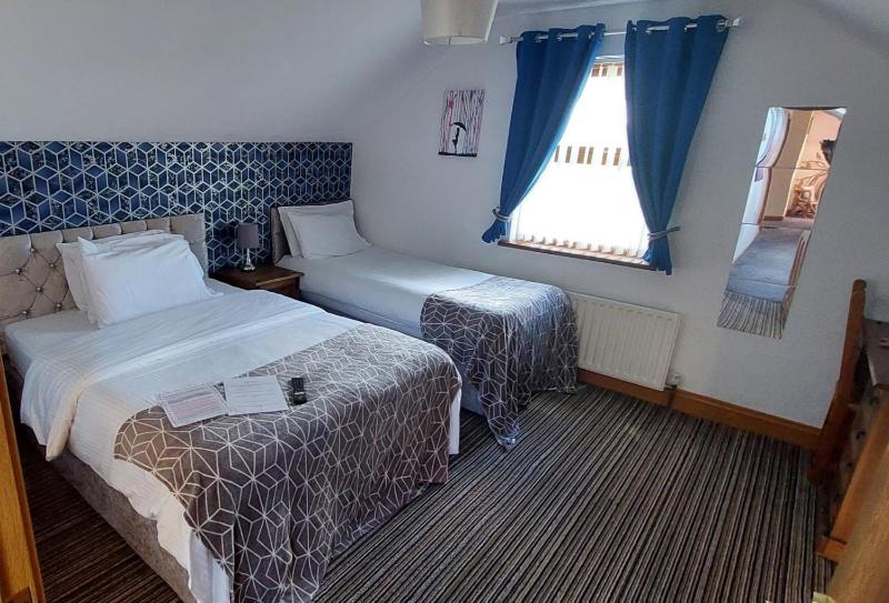 Triple Room image 1