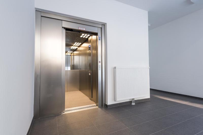 One-Bedroom Apartment with Balcony image 3