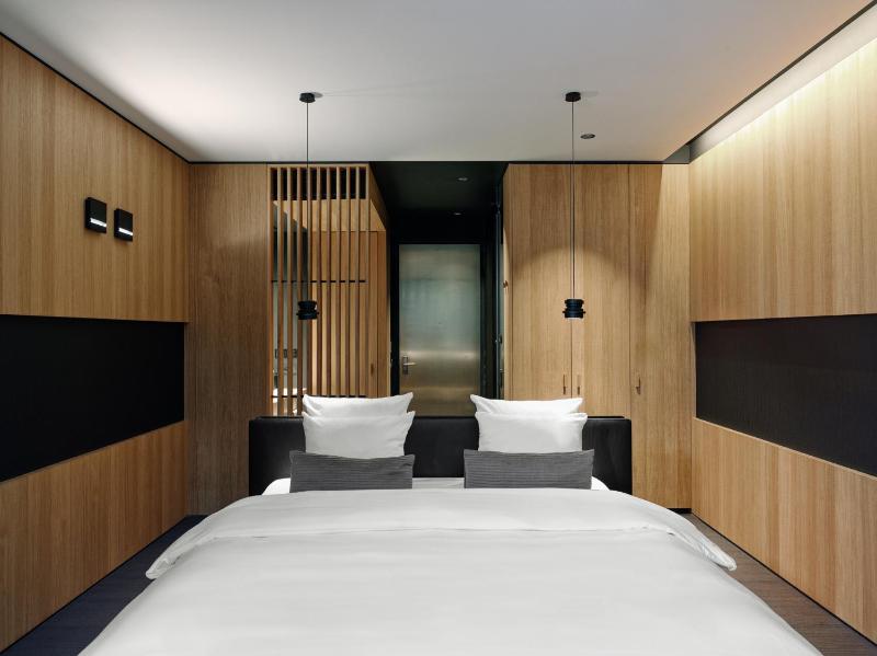 Superior Double Room with Sofa image 1