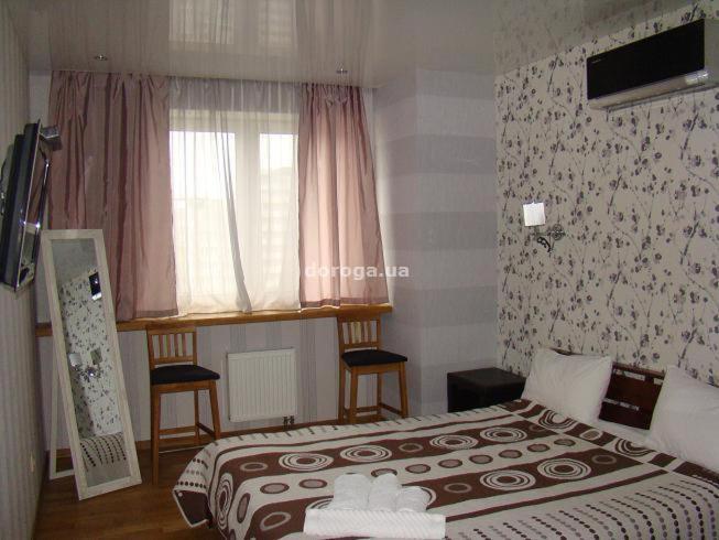 Panoramic view apartment Poznyaky - image 10