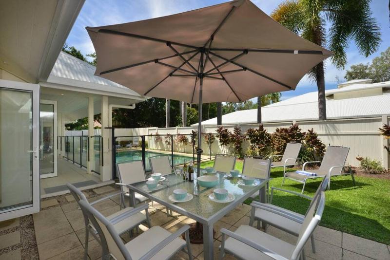 Plantation House - private 4 bedroom beachfront retreat - image 19