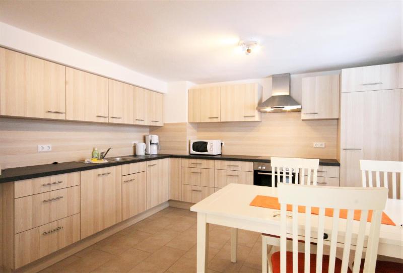 Apartment with Mountain View image 4