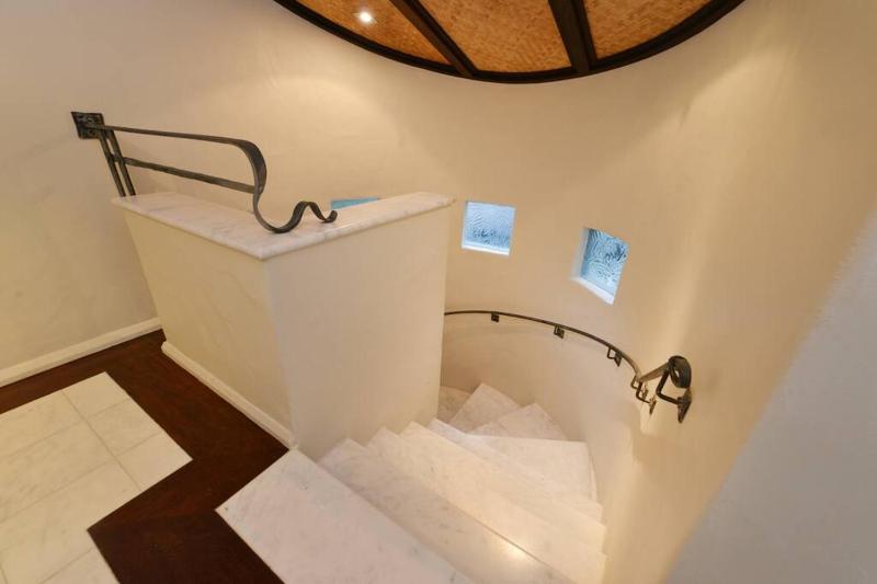 Solander Sunrise - the perfect beach location - image 21