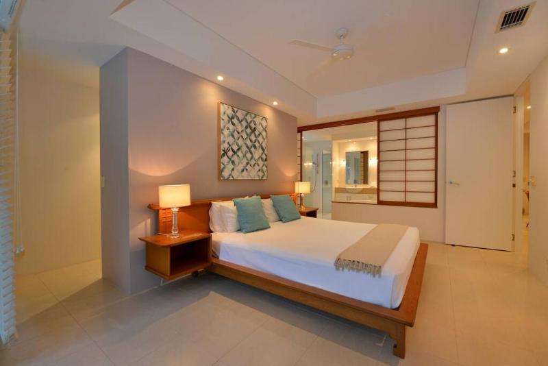 Innaminny - 4 bedroom luxury beachside getaway - image 23
