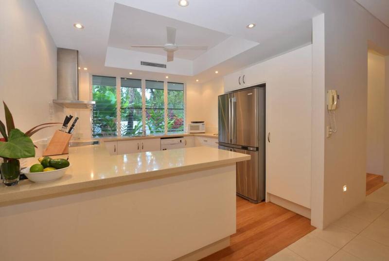 Innaminny - 4 bedroom luxury beachside getaway - image 15