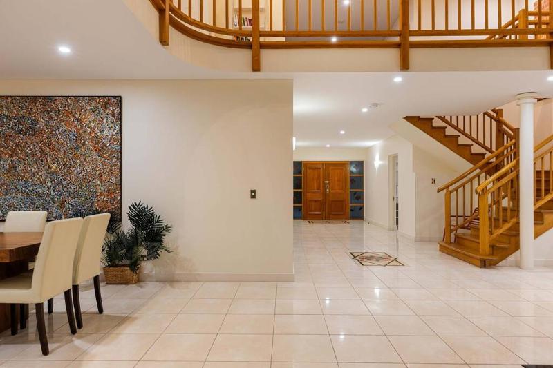 17 Solander Blvd - Beachside home sleeps 14 guests - image 9