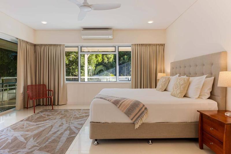 17 Solander Blvd - Beachside home sleeps 14 guests - image 23
